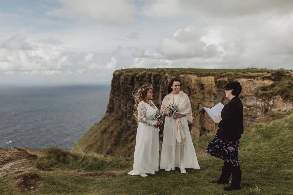 Easy ways to add tradition to your Irish elopement